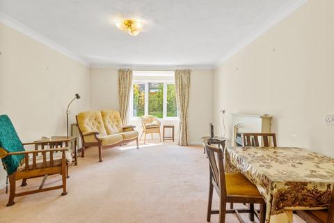 1 bedroom apartment for sale, Mill Lane, Uckfield, East Sussex, TN22