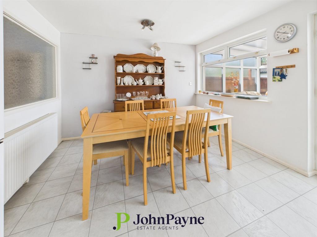 Dining/Kitchen