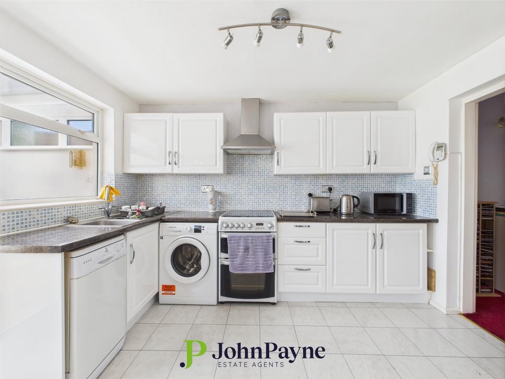 Dining/Kitchen