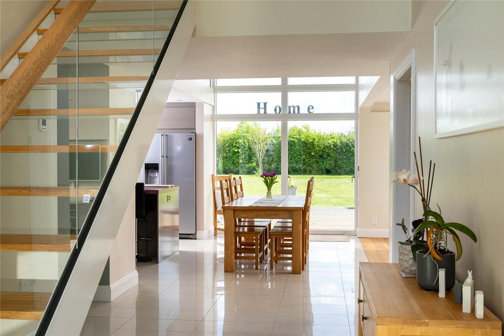 Hall/Dining