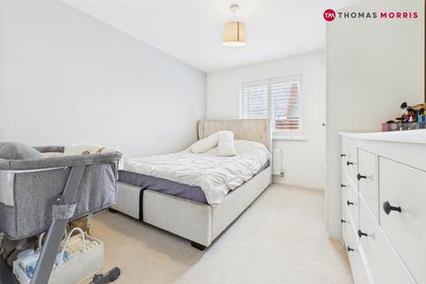 2 bedroom detached house for sale, Bose Avenue, Bedfordshire SG18