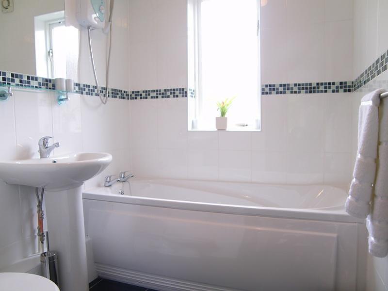 Apartment in Reading - View 4