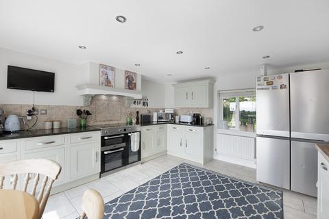 3 bedroom detached house for sale, High Street, St Neots PE19