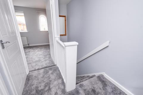 108 Cotswold Way, Worcester Park, KT4 8LN