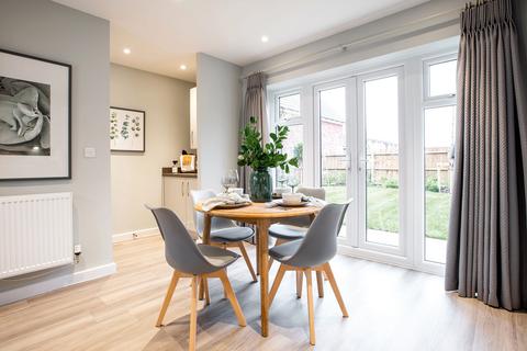 3 bedroom semi-detached house for sale, Plot 665, The Byron at Brize Meadow, Bellenger Way, Off Monahan Way OX18