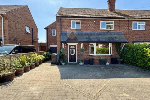 12 Allardene, Evesham, WR11 1EA