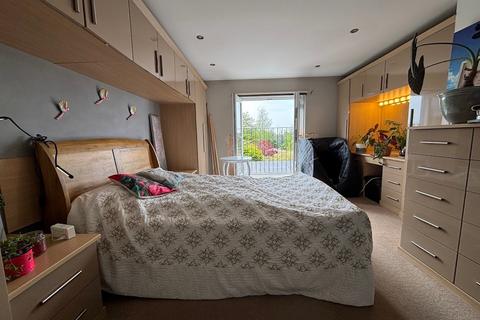 12 Allardene, Evesham, WR11 1EA