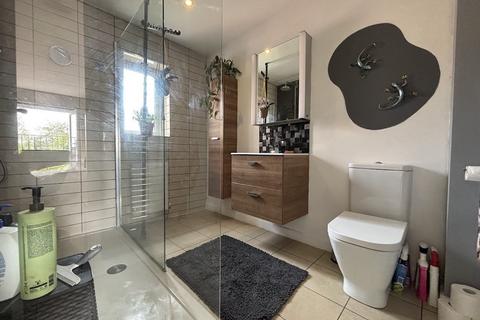 12 Allardene, Evesham, WR11 1EA