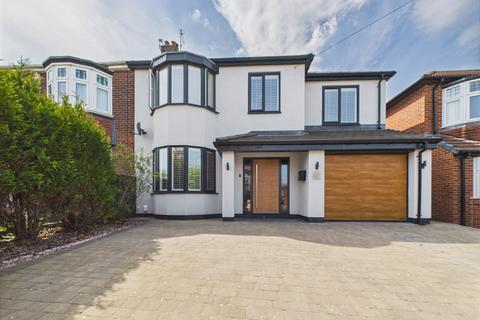 5 bedroom semi-detached house for sale, York Avenue, Tyne and Wear NE32