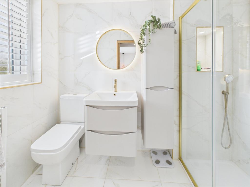 En-Suite Shower