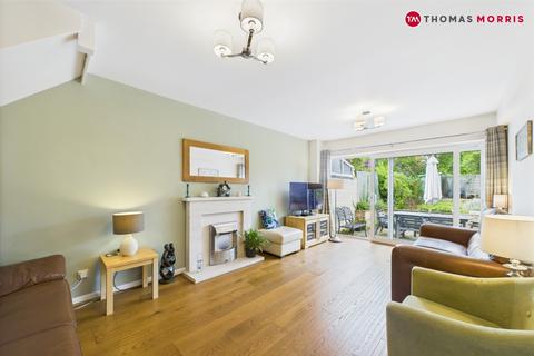 9 Cherry Drive, Royston, SG8 7DL