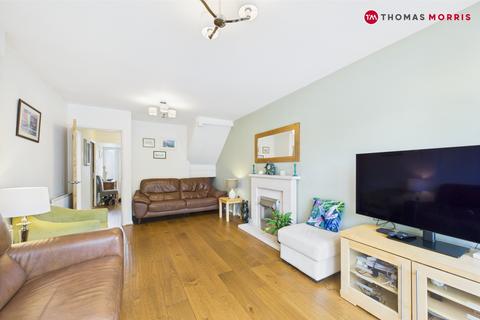 9 Cherry Drive, Royston, SG8 7DL