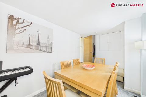 9 Cherry Drive, Royston, SG8 7DL