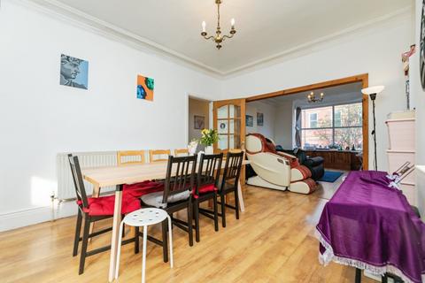 2 Chantrey Road, Sheffield, S8 8QW