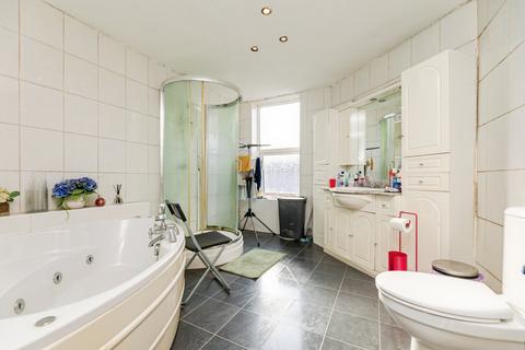 2 Chantrey Road, Sheffield, S8 8QW