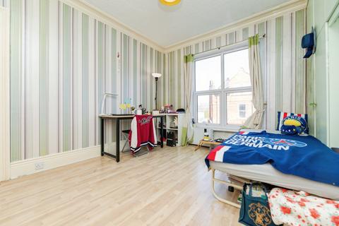 2 Chantrey Road, Sheffield, S8 8QW