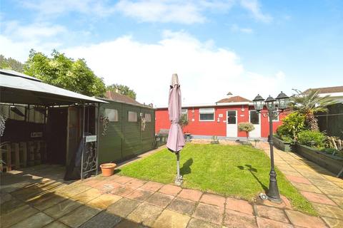 595 Westhorne Avenue, London, SE9 6JX