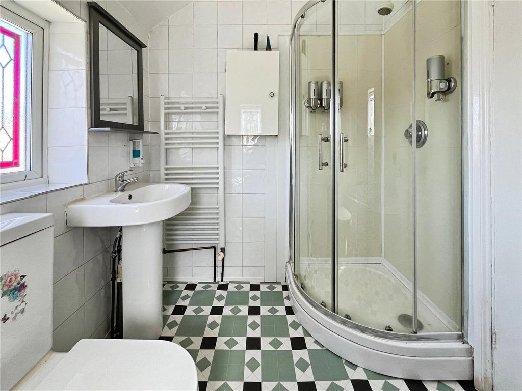 Bathroom/Shower Room