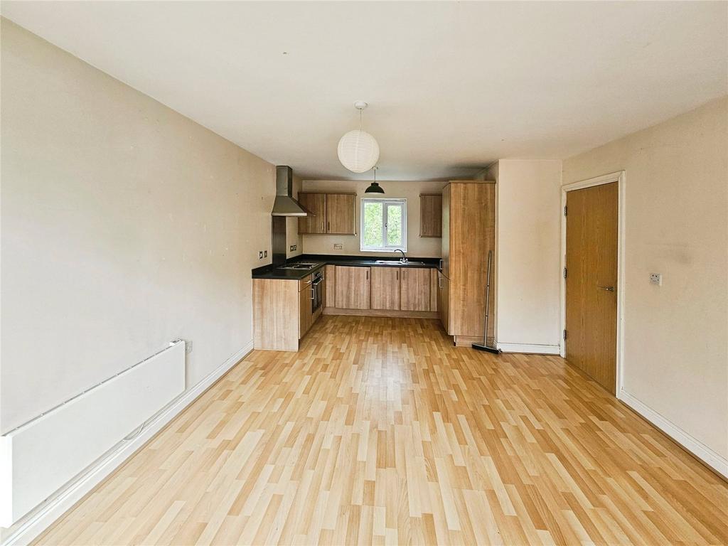 Kitchen/Lounge Area
