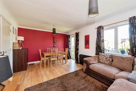 1 bedroom flat for sale, Varsity Drive, Twickenham TW1