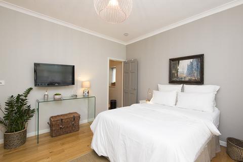 Studio to rent, Edge Hill, Wimbledon, SW19