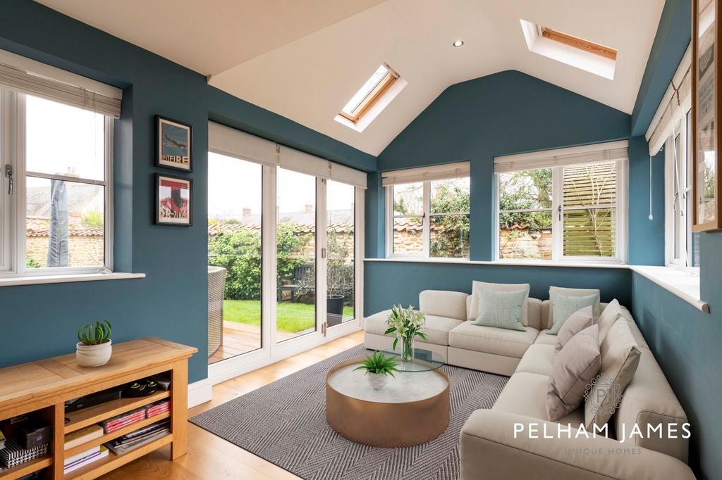 Family Room 1, Spring Cottage, Wymondham...
