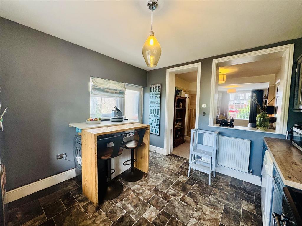 Lounge/dining room