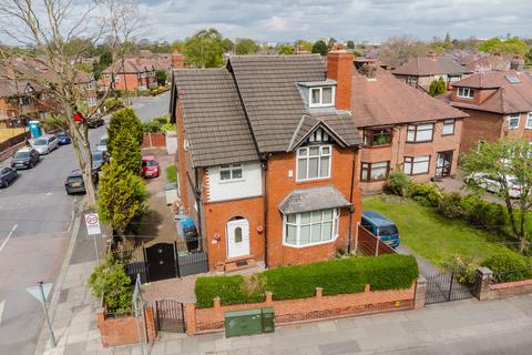 Urmston Lane, Stretford, M32