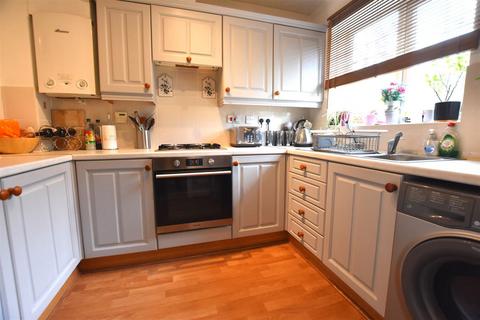 8 Duck Meadow, Lyppard Hanford, Worcester, WR4 0HA