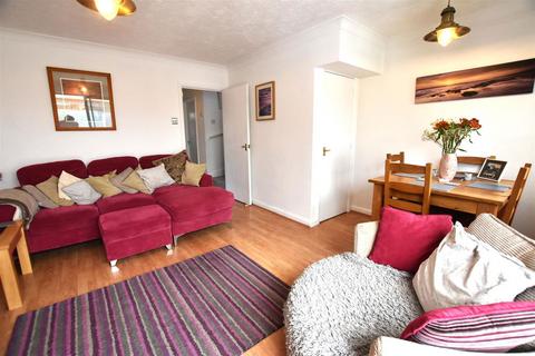 8 Duck Meadow, Lyppard Hanford, Worcester, WR4 0HA