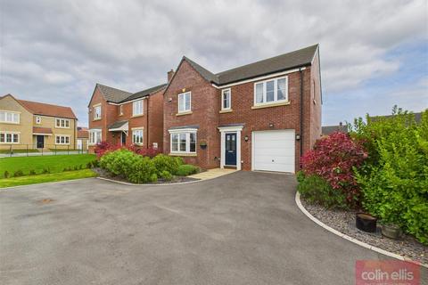 4 bedroom detached house for sale, Grouse Grove, Eastfield, Scarborough