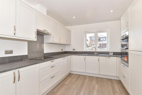2 bedroom semi-detached bungalow for sale, Princes Avenue, Sheerness ME12