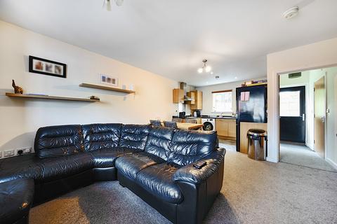 6 Ashmeads, Chelmsford, CM2 9FJ