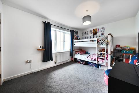 6 Ashmeads, Chelmsford, CM2 9FJ