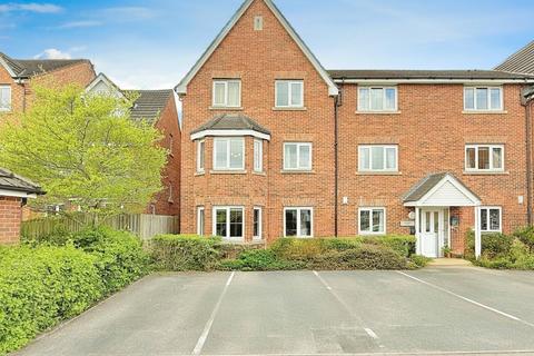 2 bedroom flat for sale, Pavilion Gardens, Farsley, Pudsey