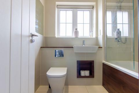 3 bedroom semi-detached house for sale, Rushbrook Avenue, Wickford SS11