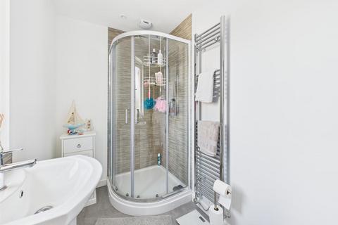 30 Baptist Close, Abbeymead, Gloucester, GL4 5GD