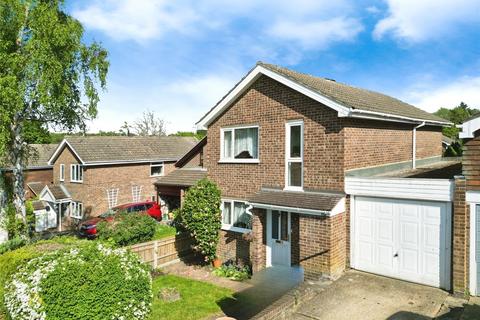 4 bedroom link detached house for sale, Sylvanus, Berkshire RG12