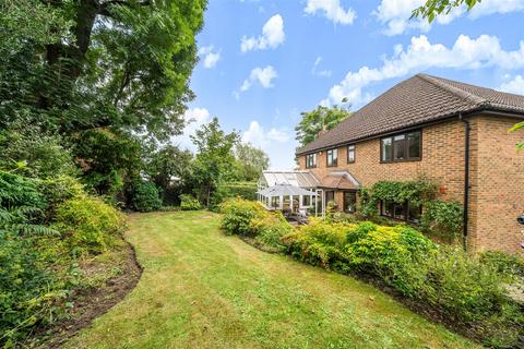 undefined, Vigo Lane, Hampshire GU46