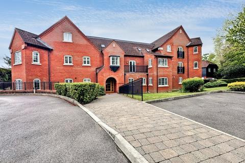 2 bedroom flat for sale, Ferndown