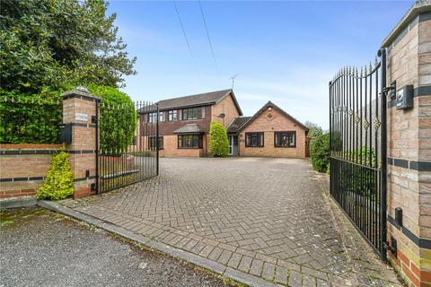 Cornerbrook Grove Walk, Pinewood, Ipswich, IP8 3HN
