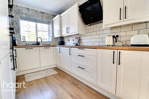 6 Brittons Close, Sharnbrook, Bedford, MK44 1PN
