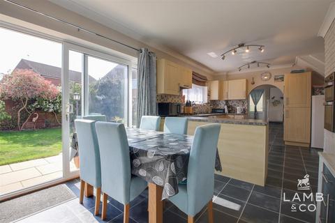 1 Chandlers Close, Clacton-on-sea, CO16 7AX
