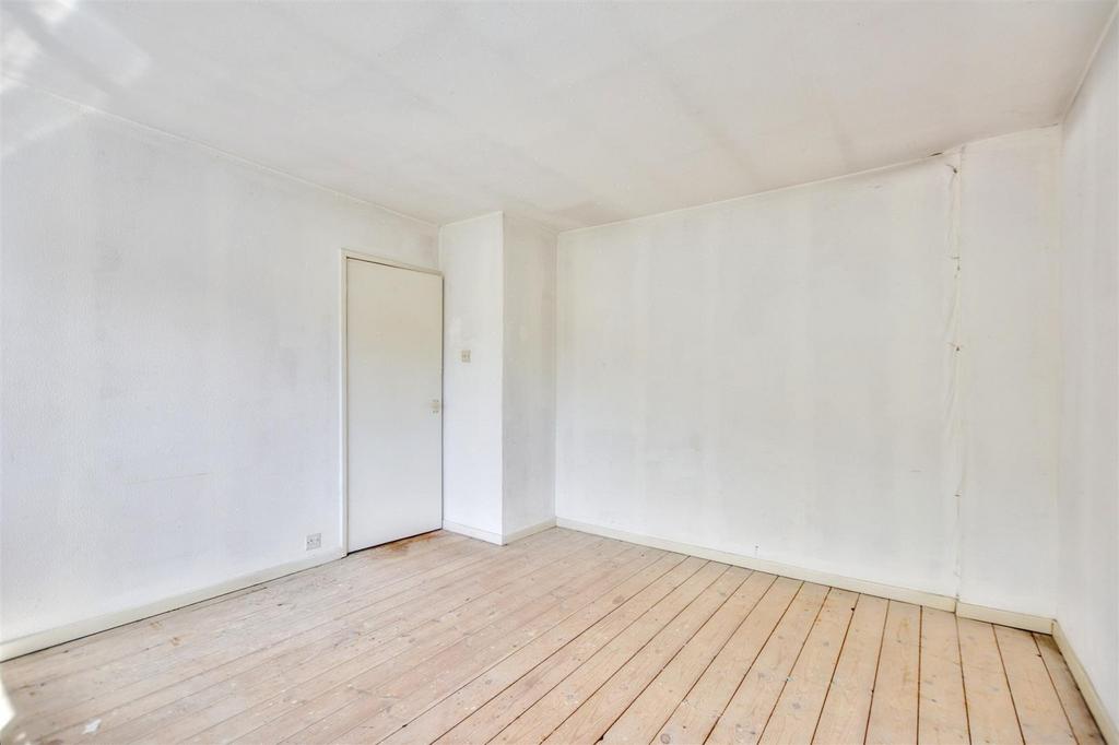 Bedroom 2 2.jpeg