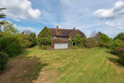 5 bedroom detached house for sale, Rayham Road, Whitstable