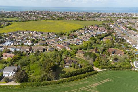 5 bedroom detached house for sale, Rayham Road, Whitstable