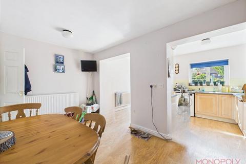 4 Foxwood Drive, Wrexham, LL14 4JA