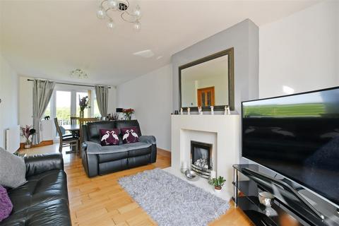 584 Stannington Road, Stannington, Sheffield, S6 6AD