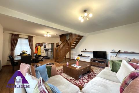 undefined, Brynteg, Bryn Villas, Abertillery