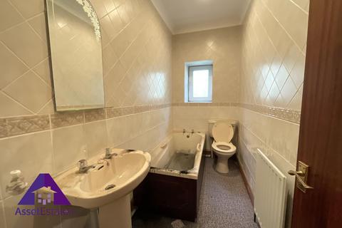 3 bedroom terraced house for sale, Market Square, Brynmawr, Ebbw Vale